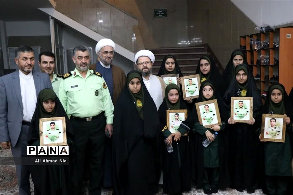 مراسم جشن دختران و دهه کرامت در حرم حضرت معصومه(س)