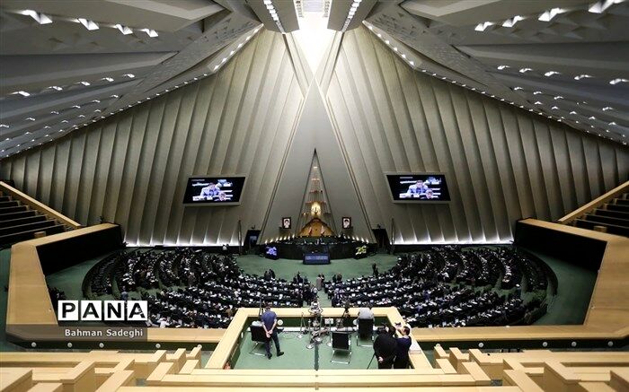 نواب رئیس مجلس برای سال چهارم انتخاب شدند
