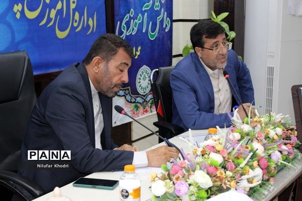 جلسه شورای برنامه‌ریزی سازمان دانش‌آموزی استان بوشهر