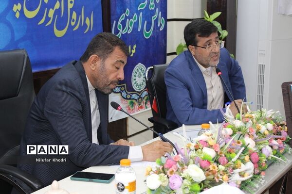 جلسه شورای برنامه‌ریزی سازمان دانش‌آموزی استان بوشهر