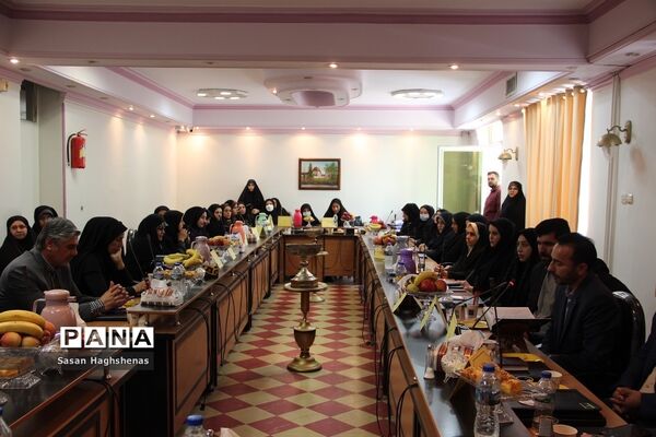 همایش تبیین فراخوان بین‌المللی رهیافت‌های نوین سوادآموزی در زیست‌بوم جدید در اسلامشهر