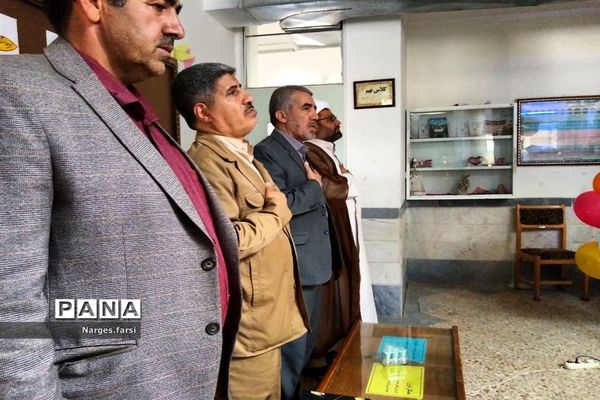 مراسم جشن دهه کرامت و روز دختر در آموزشگاه آیت الله سعیدی جعفرآباد قم