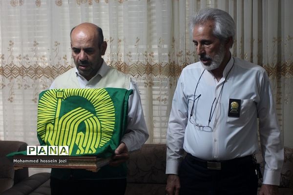 دیدار خادمیاران رضوی قم با مادر شهیدان عباسی