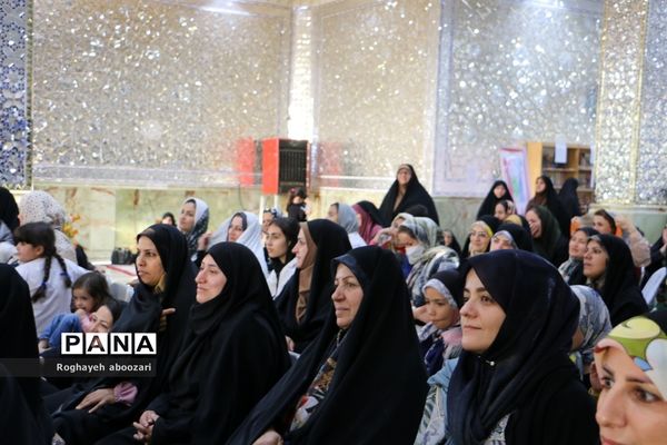 جشن دهه کرامت در امام‌زاده بی بی سکینه صفادشت