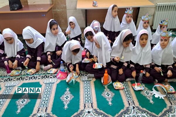 جشن الفبا در دبستان شهید اکبرلو  پاکدشت