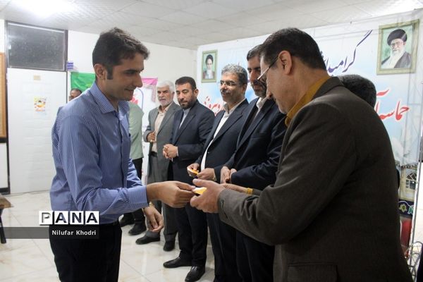 گرامیداشت چهل و یکمین سالروز آزادسازی خرمشهردر اداره‌کل آموزش و پرورش استان بوشهر