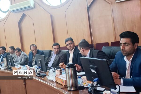 نشست روسای آموزش و پرورش با موضوع مدرسه حکمرانه اسلامی