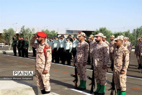 صبحگاه مشترک نیروهای نظامی و انتظامی شهرستان خاتم همزمان با سالروز آزادسازی خرمشهر