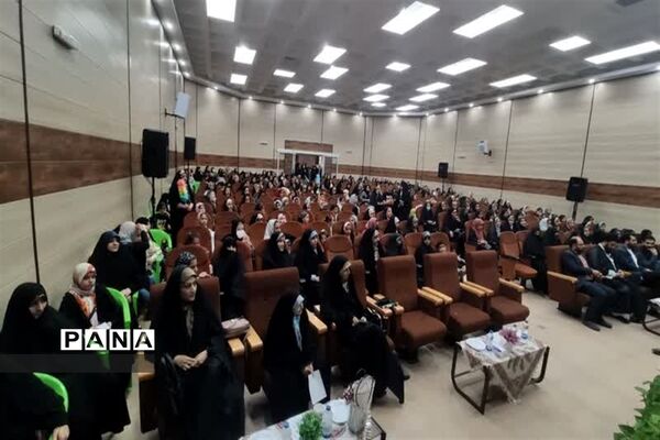 همایش بزرگ لبخند خدا توسط هیات لواءالزینب رهروان شهدای اردستان