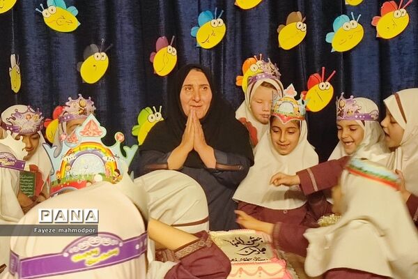 جشن الفبا در دبستان حضرت زهرا(س) یک رودهن