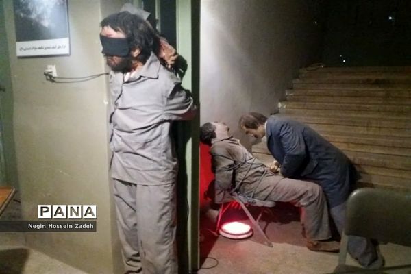 بازدید معاونان پرورشی آموزش و پرورش اسلامشهر از موزه عبرت