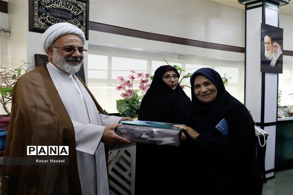 تجلیل به مناسبت روز دختر