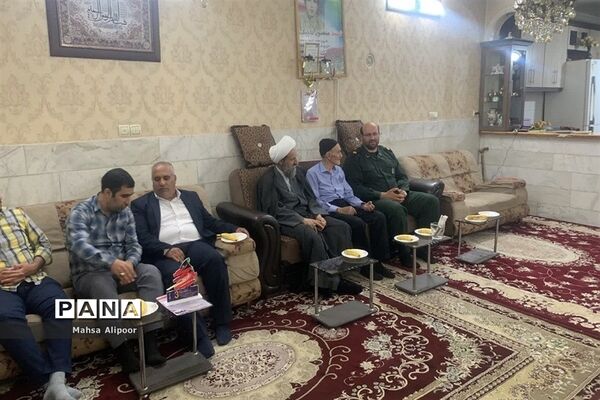 دیدار از خانواده‌های معظم شهیدان شهرستان قرچک