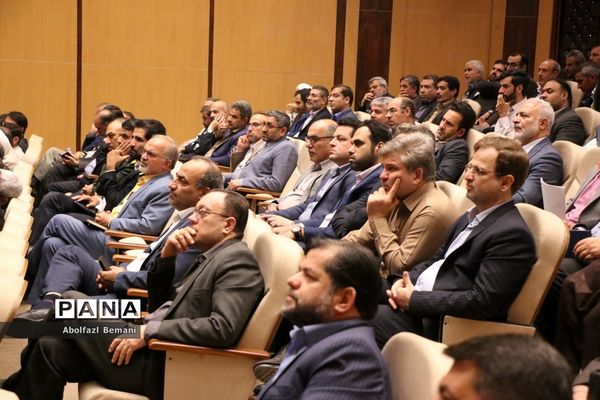 بازدید مدیران دستگاه‌های اجرایی قم از نمایشگاه توانمندی‌های هوافضا