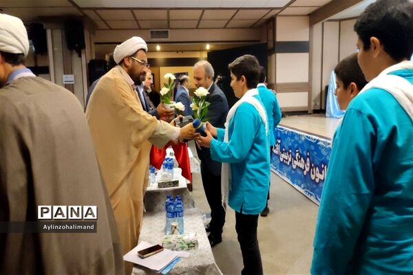 افتخار آفرینی دانش‌آموز خبرنگار پانا در مسابقات کشوری