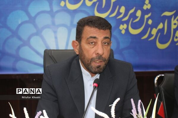 جلسه هم‌اندیشی طرح دانش‌آموز تراز انقلاب اسلامی در بوشهر
