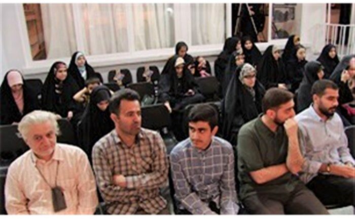 شصت و ششمین محفل شعر «مهر و ماه» در قم برگزار شد