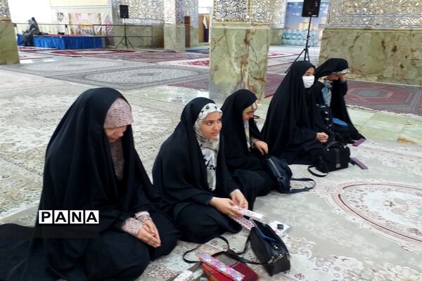 اردوی معنوی اعضاء کارگروه‌های تربیتی در گلزار شهدای ملارد