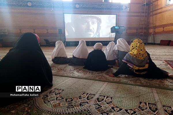 اکران فیلم دسته دختران در مصلی شهر جوادآباد