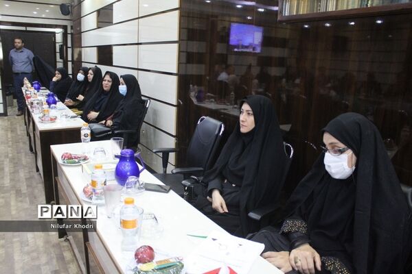 آیین تقدیر از فعالان حوزه معاونت آموزش متوسطه اداره کل  آموزش و پرورش استان بوشهر