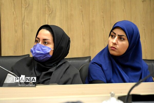 برگزاری کارگاه شطرنج در اداره آموزش و پرورش بهارستان۲