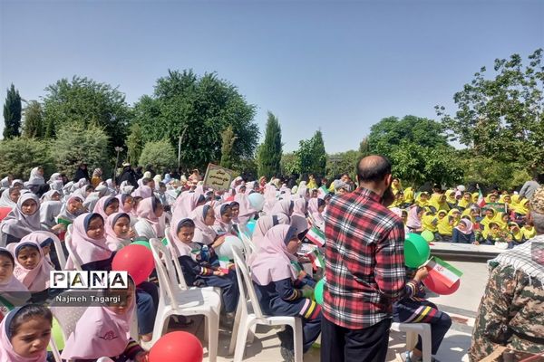 مراسم سوم خرداد، سالروز فتح خرمشهر در جوار شهید گمنام شهر فیض‌آباد