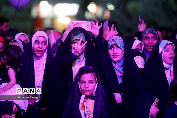 جشن بزرگ دختر ایران