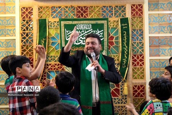 جشن دهه کرامت ویژه وکلا و خادمیاران رضوی کانون حقوقی قم