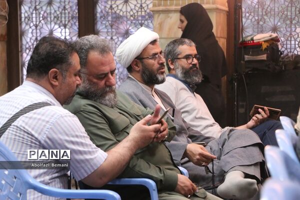 محفل خاطره گویی دو عکاس قمی از فتح خرمشهر
