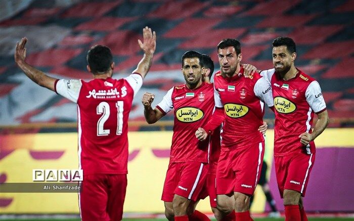 حسن خان‌محمدی: زور استقلال به پرسپولیس نمی رسد، جرزنی می کند