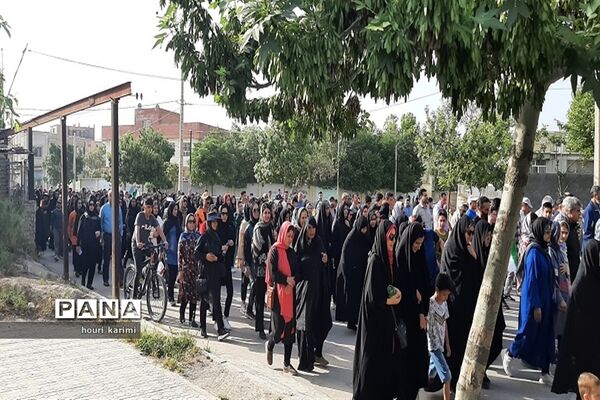 پیاده‌روی خانوادگی به‌مناسبت دهه کرامت در شهرستان مانه وسملقان