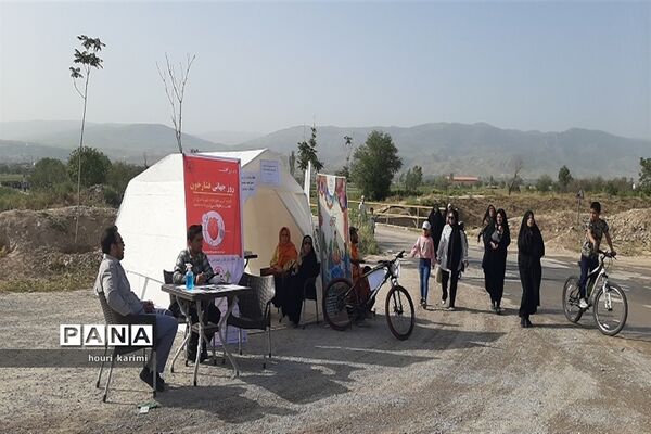 پیاده‌روی خانوادگی به‌مناسبت دهه کرامت در شهرستان مانه وسملقان