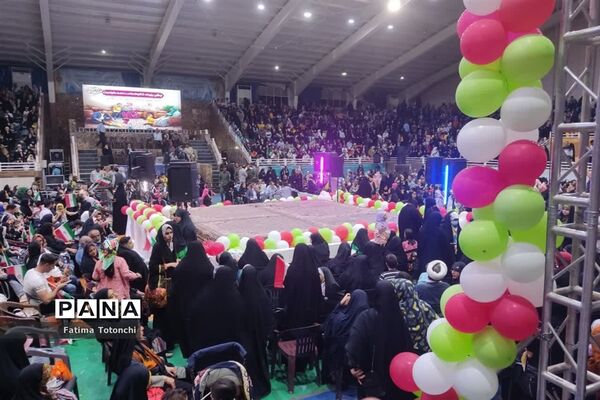جشن بزرگ خانوادگی دهه کرامت