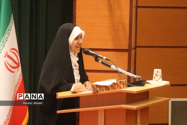 همایش دختران اثرگذار در بوشهر