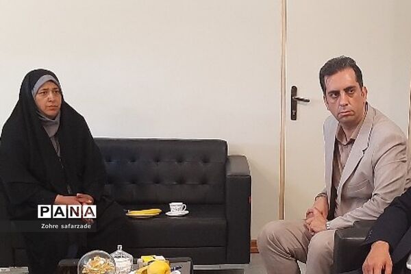 بازدید رئیس مرکز سنجش و پایش وزارت آموزش و پرورش از حوزه‌های اجرای امتحانات نهایی خردادماه رودهن