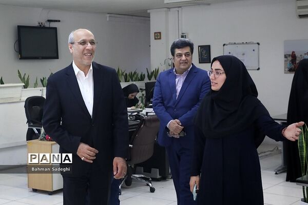 حضور رئیس کمیسیون عمران و حمل و نقل شورای شهر در خبرگزاری پانا