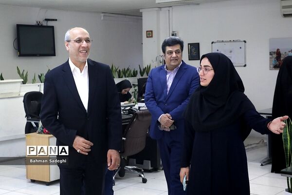 حضور رئیس کمیسیون عمران و حمل و نقل شورای شهر در خبرگزاری پانا