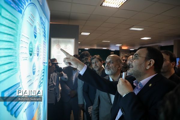 افتتاح نمایشگاه تعالی حکمرانی شهری با حضور وزیر کشور