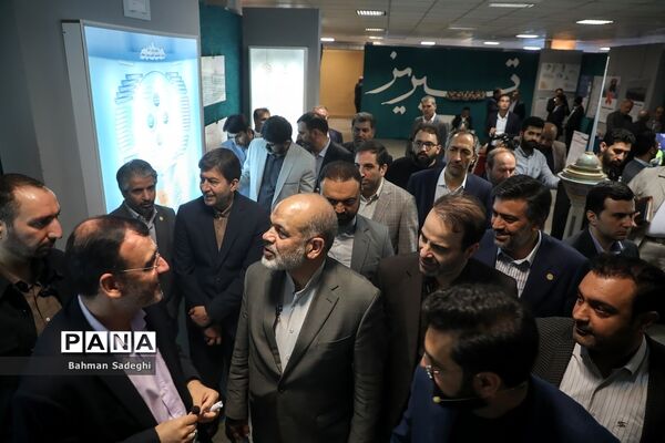افتتاح نمایشگاه تعالی حکمرانی شهری با حضور وزیر کشور