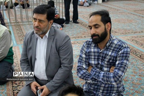 اجتماع خانوادگی خادمیاران رضوی در مسجد جمکران