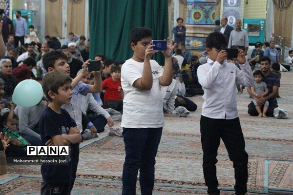 اجتماع خانوادگی خادمیاران رضوی در مسجد جمکران