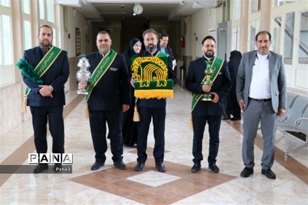 برگزاری مراسم پرچم‌گردانی حرم مطهر امام رضا(ع) در منطقه ۳