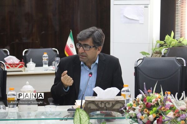 نشست هم‌اندیشی مدیران پژوهش‌سراهای دانش‌آموزی استان بوشهر