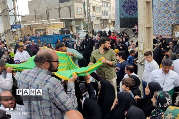 کاروان زیر سایه خورشید