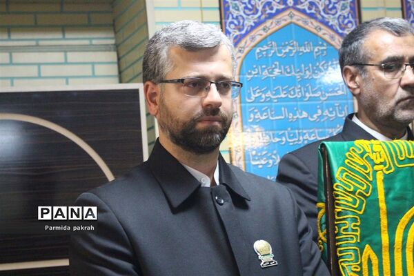 حضور خادمان حرم مطهر رضوی (ع) در اداره کل آموزش و پرورش کرمانشاه