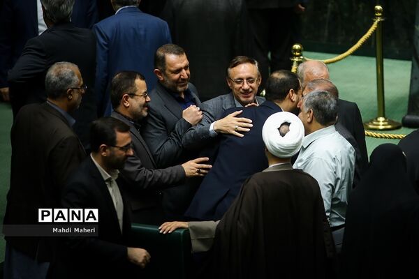 جلسه رای اعتماد مجلس به وزیرآموزش پرورش