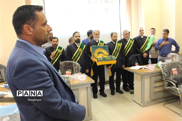 حضور خادمیاران آستان قدس رضوی در گردهمایی معاونین پرورشی ادارات نواحی و مناطق استان اصفهان