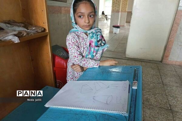 برگزاری کلاس‌های دست ورزی برای کودکان در کانون ملائک شهرستان‌قرچک