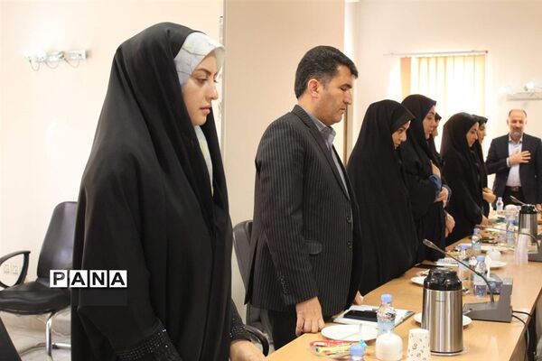 جلسه هم‌اندیشی و هم‌افزایی مدیران سازمان دانش‌آموزی شهر تهران