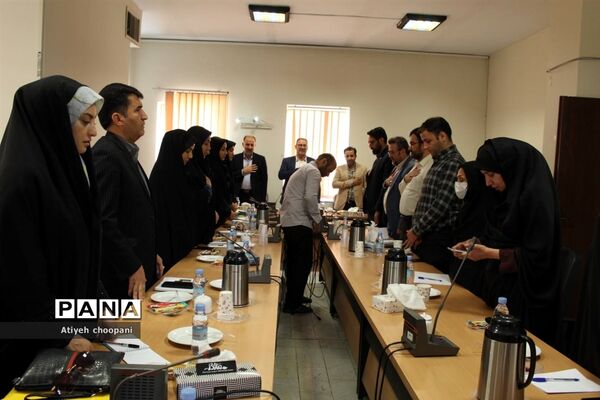 جلسه هم‌اندیشی و هم‌افزایی مدیران سازمان دانش‌آموزی شهر تهران
